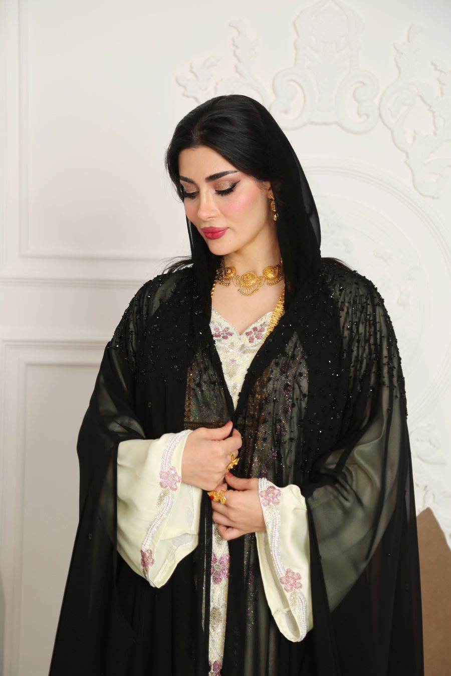 عباية المناسبات الفخمة