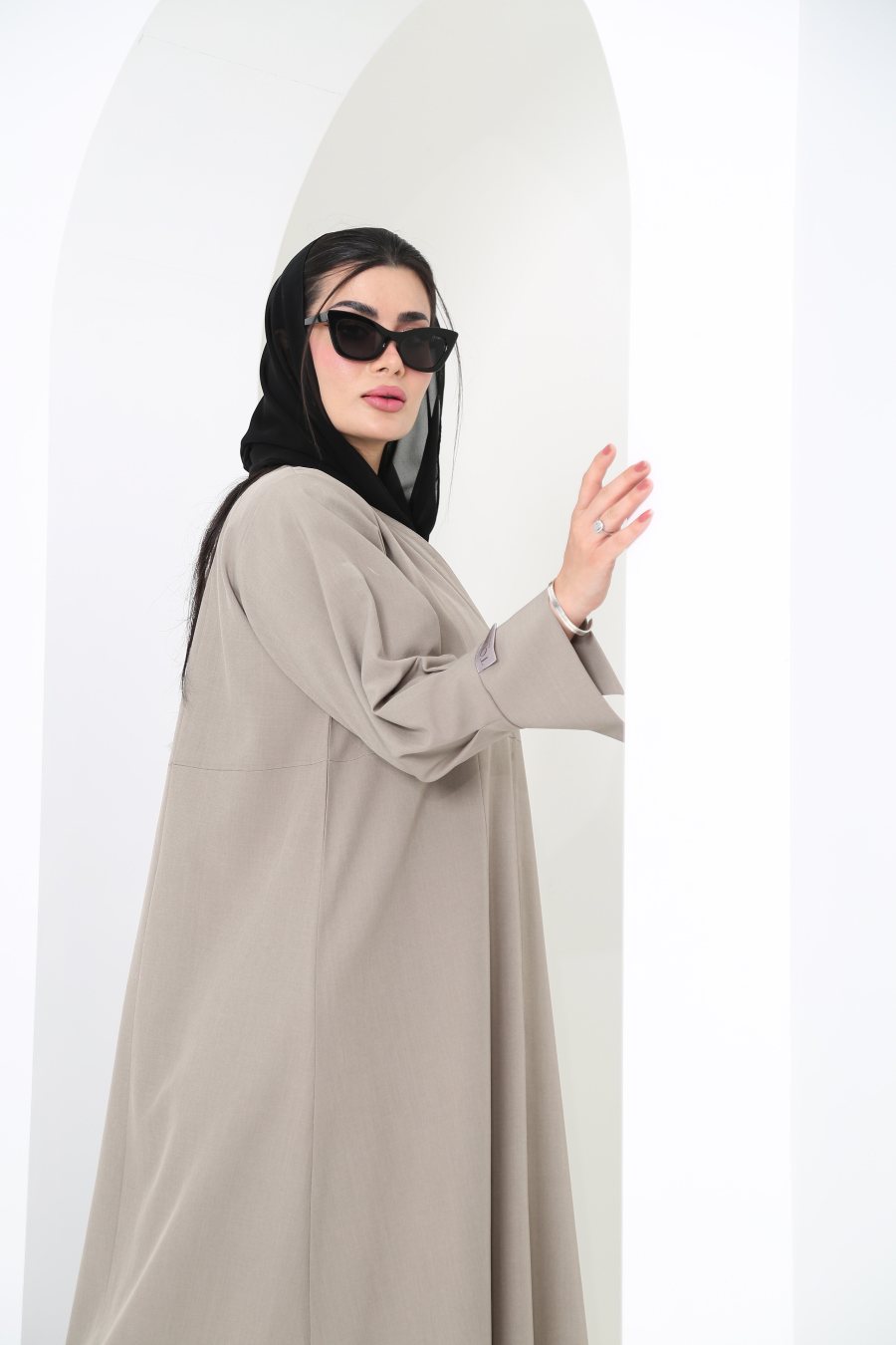 عبايا ملونه