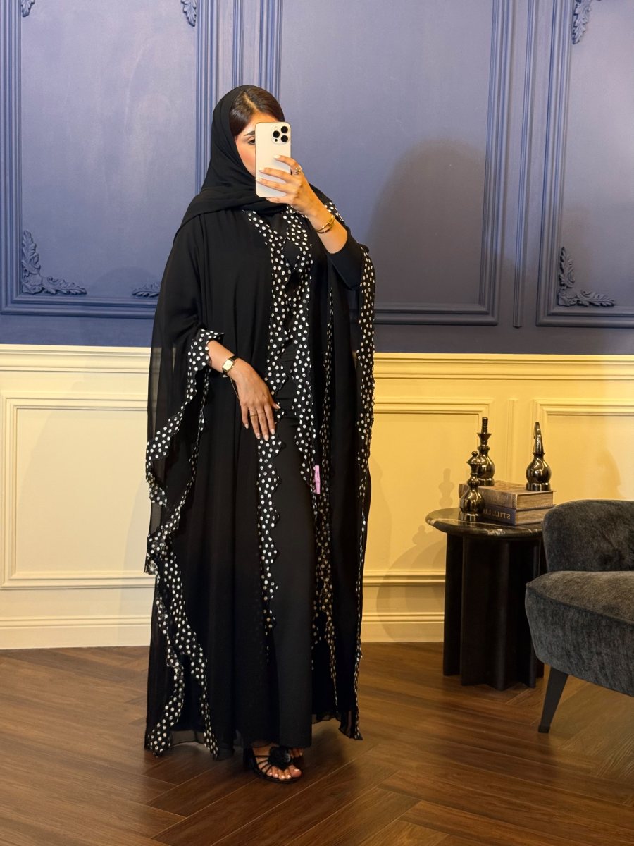 عباية قصة الفراشة