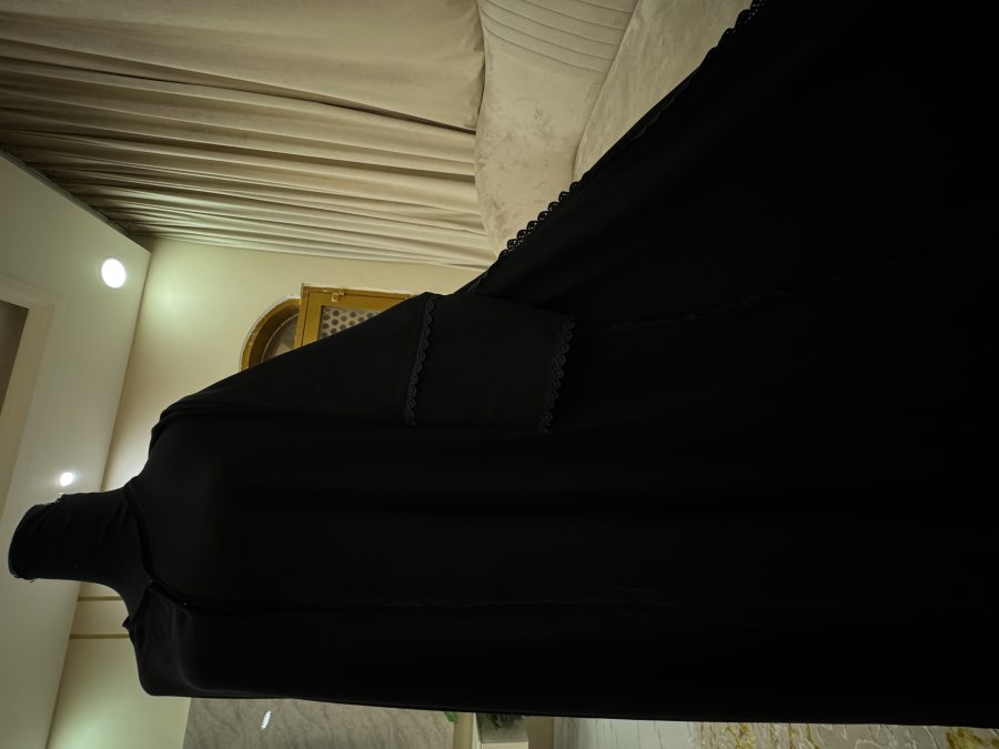 عباية الظفارية الترند