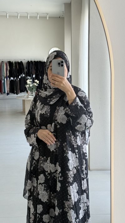 عبايا مزخرفه صيفيه🌷