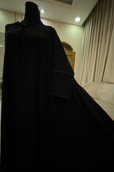 عباية الظفارية الترند